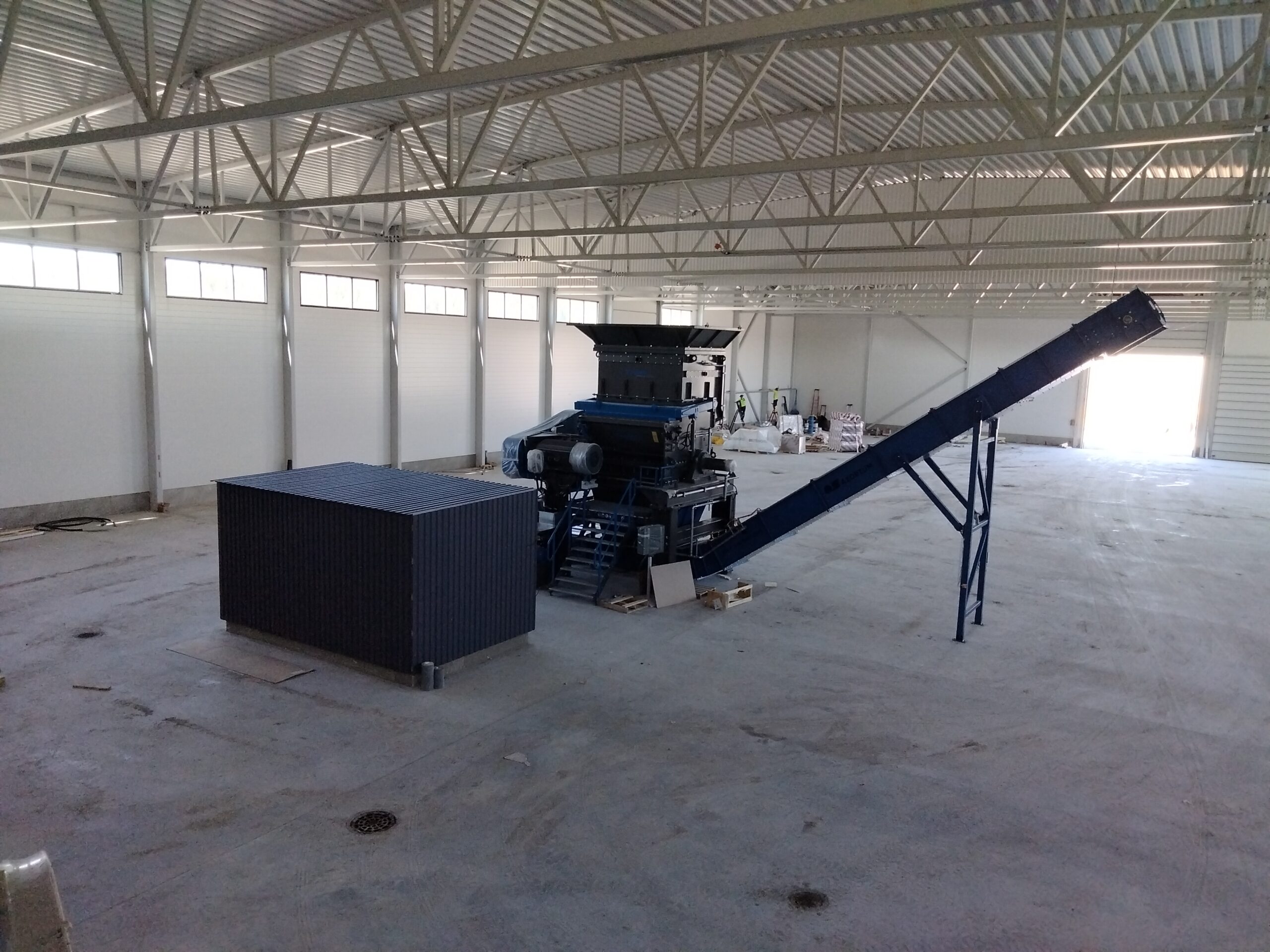 lamor-plastic-pre-shredding-line